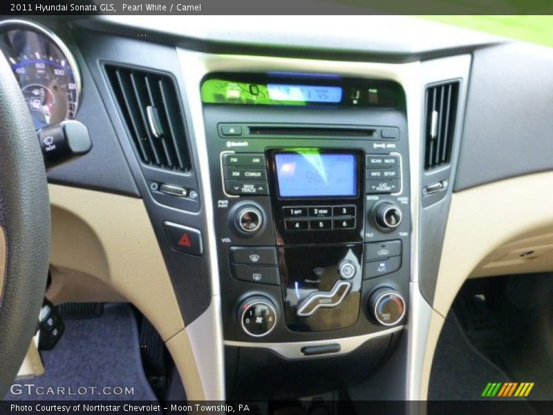 Pearl White / Camel 2011 Hyundai Sonata GLS