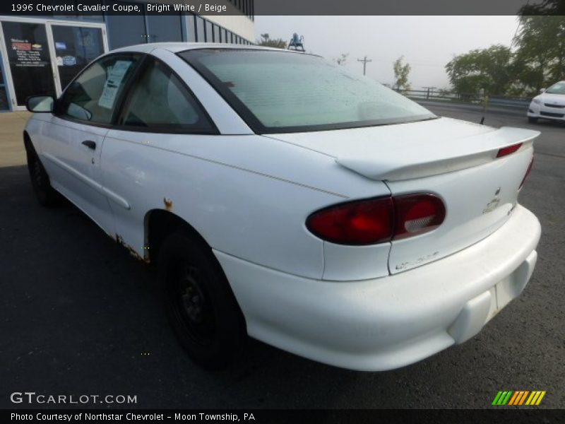 Bright White / Beige 1996 Chevrolet Cavalier Coupe