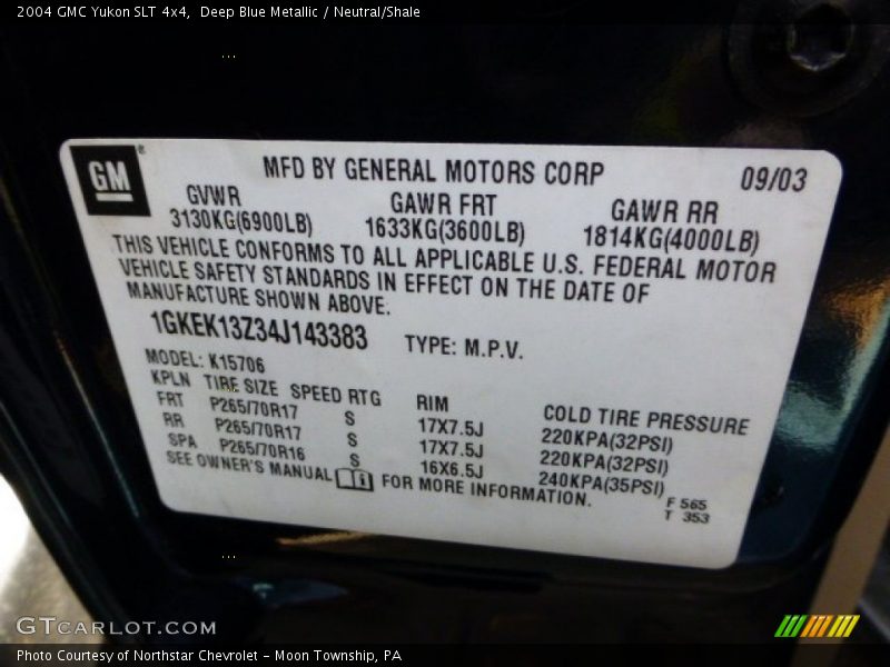 Deep Blue Metallic / Neutral/Shale 2004 GMC Yukon SLT 4x4