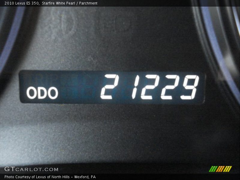 Starfire White Pearl / Parchment 2010 Lexus ES 350