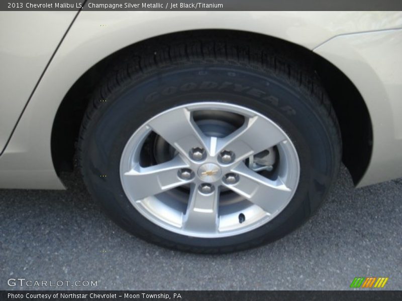 Champagne Silver Metallic / Jet Black/Titanium 2013 Chevrolet Malibu LS
