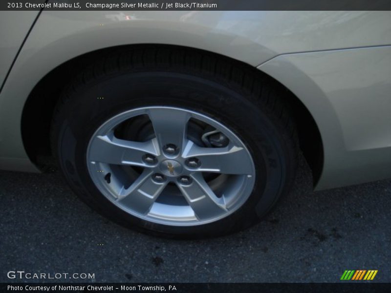 Champagne Silver Metallic / Jet Black/Titanium 2013 Chevrolet Malibu LS