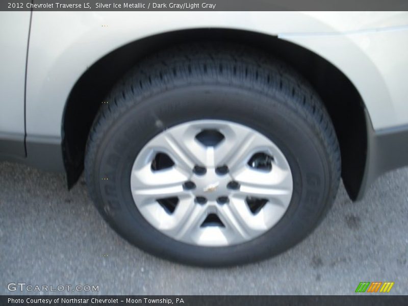 Silver Ice Metallic / Dark Gray/Light Gray 2012 Chevrolet Traverse LS