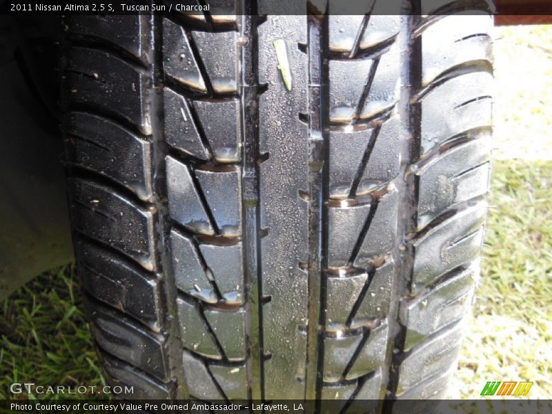 Tuscan Sun / Charcoal 2011 Nissan Altima 2.5 S