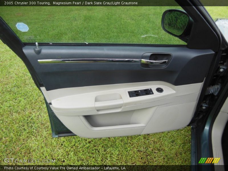 Magnesium Pearl / Dark Slate Gray/Light Graystone 2005 Chrysler 300 Touring