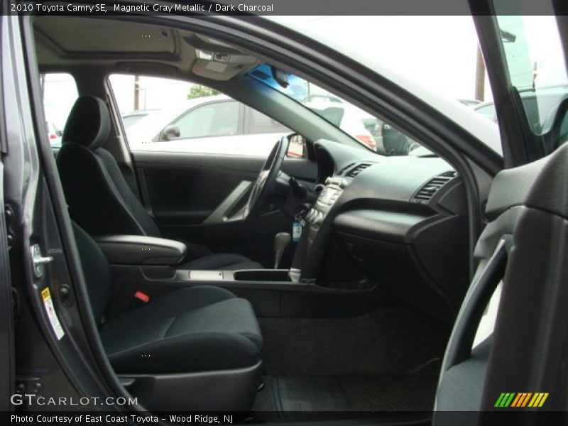 Magnetic Gray Metallic / Dark Charcoal 2010 Toyota Camry SE