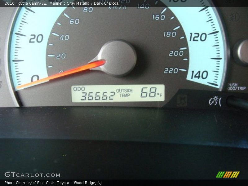 Magnetic Gray Metallic / Dark Charcoal 2010 Toyota Camry SE