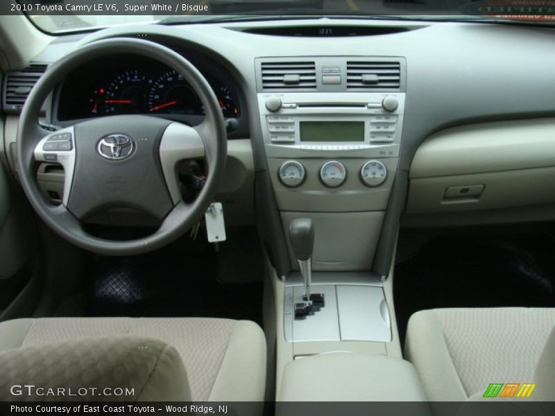 Super White / Bisque 2010 Toyota Camry LE V6