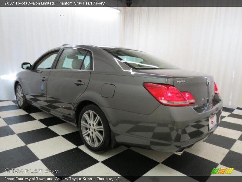 Phantom Gray Pearl / Ivory 2007 Toyota Avalon Limited