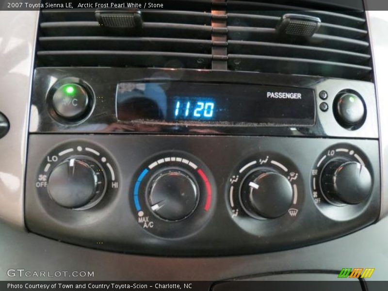 Arctic Frost Pearl White / Stone 2007 Toyota Sienna LE