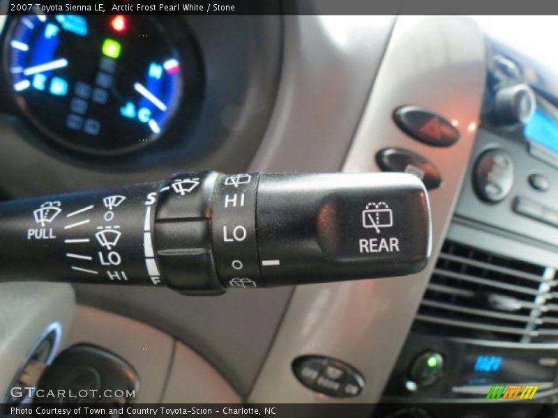 Arctic Frost Pearl White / Stone 2007 Toyota Sienna LE