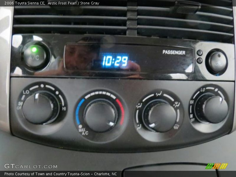 Arctic Frost Pearl / Stone Gray 2006 Toyota Sienna CE