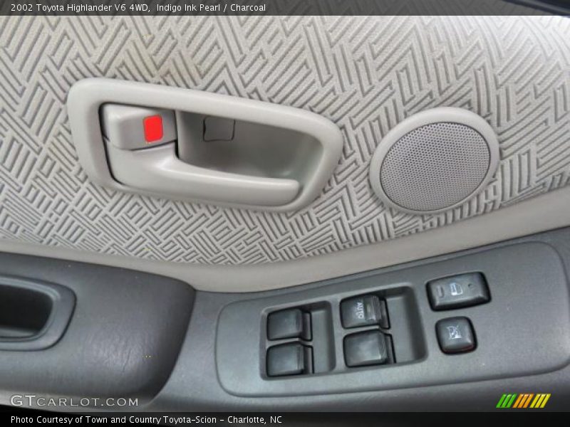 Indigo Ink Pearl / Charcoal 2002 Toyota Highlander V6 4WD
