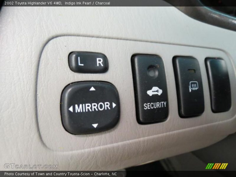 Indigo Ink Pearl / Charcoal 2002 Toyota Highlander V6 4WD