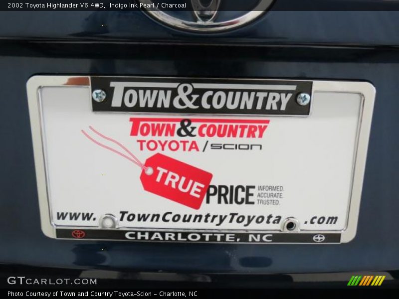 Indigo Ink Pearl / Charcoal 2002 Toyota Highlander V6 4WD