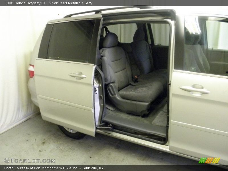 Silver Pearl Metallic / Gray 2006 Honda Odyssey EX