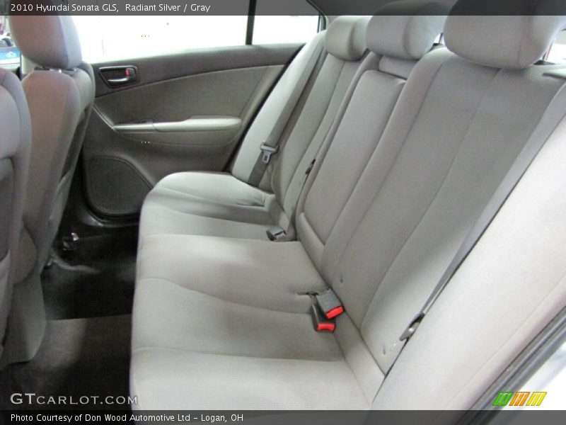 Radiant Silver / Gray 2010 Hyundai Sonata GLS