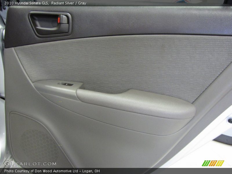 Radiant Silver / Gray 2010 Hyundai Sonata GLS