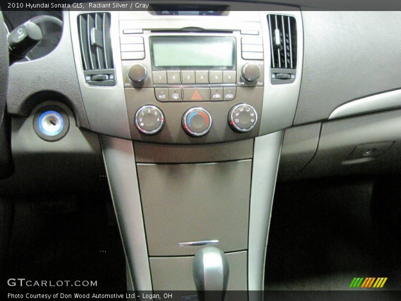 Radiant Silver / Gray 2010 Hyundai Sonata GLS