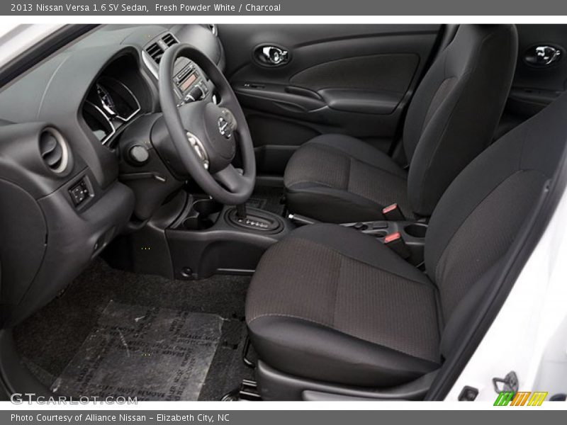  2013 Versa 1.6 SV Sedan Charcoal Interior