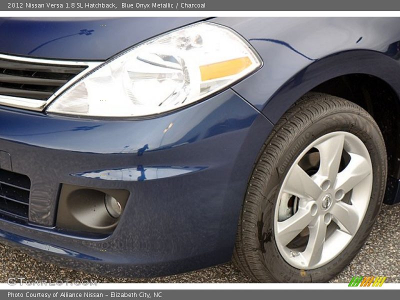 Blue Onyx Metallic / Charcoal 2012 Nissan Versa 1.8 SL Hatchback