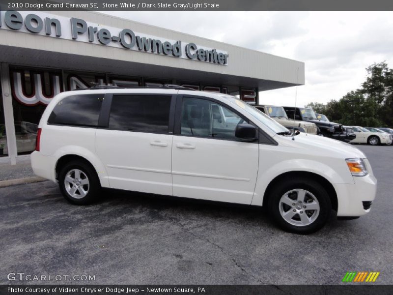 Stone White / Dark Slate Gray/Light Shale 2010 Dodge Grand Caravan SE