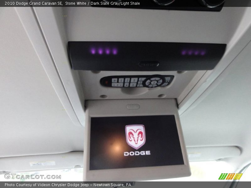 Stone White / Dark Slate Gray/Light Shale 2010 Dodge Grand Caravan SE