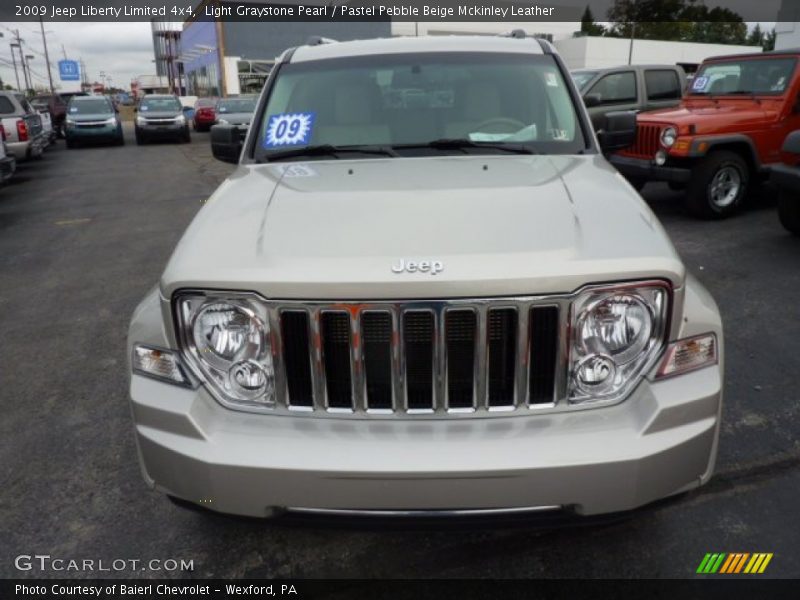 Light Graystone Pearl / Pastel Pebble Beige Mckinley Leather 2009 Jeep Liberty Limited 4x4