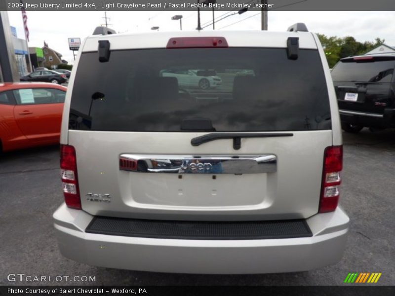 Light Graystone Pearl / Pastel Pebble Beige Mckinley Leather 2009 Jeep Liberty Limited 4x4