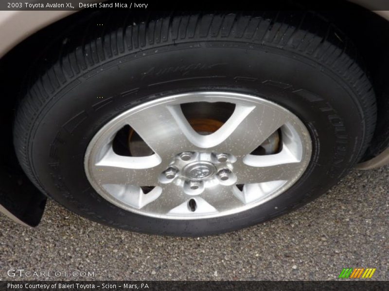 Desert Sand Mica / Ivory 2003 Toyota Avalon XL