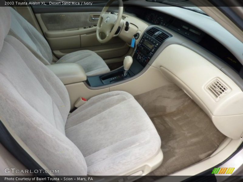 Desert Sand Mica / Ivory 2003 Toyota Avalon XL
