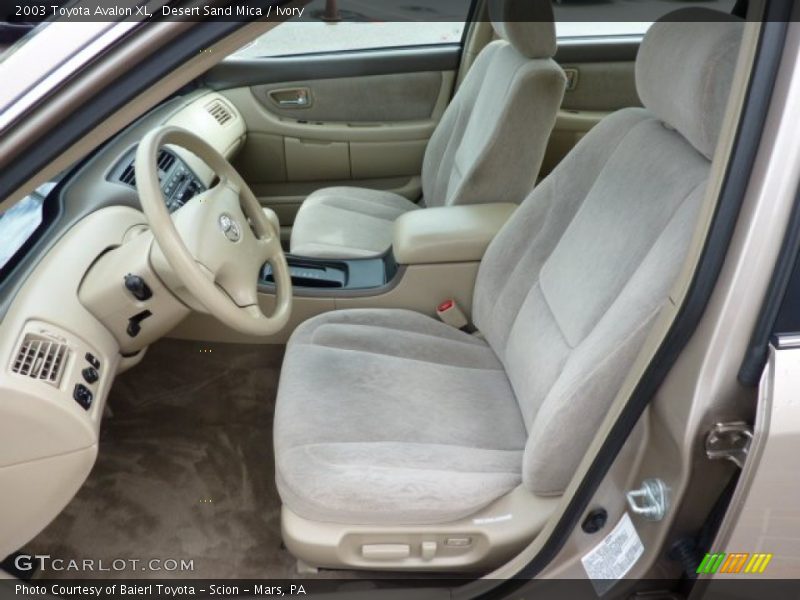 Desert Sand Mica / Ivory 2003 Toyota Avalon XL