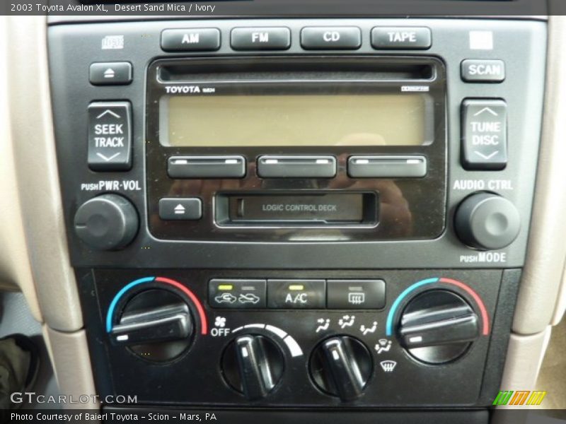 Desert Sand Mica / Ivory 2003 Toyota Avalon XL