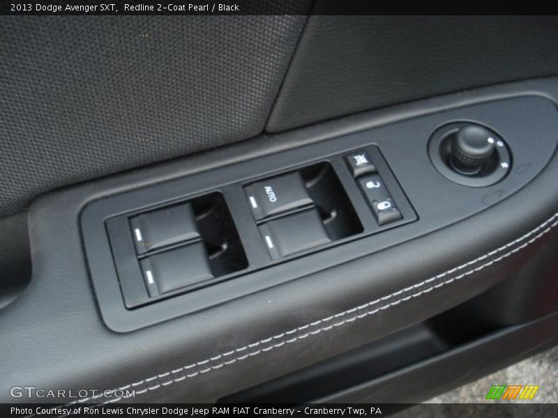 Redline 2-Coat Pearl / Black 2013 Dodge Avenger SXT