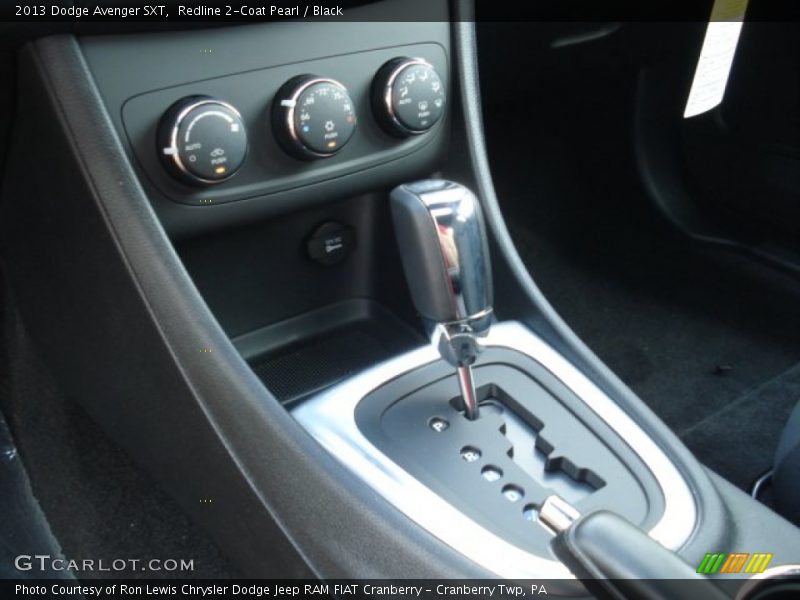 Redline 2-Coat Pearl / Black 2013 Dodge Avenger SXT