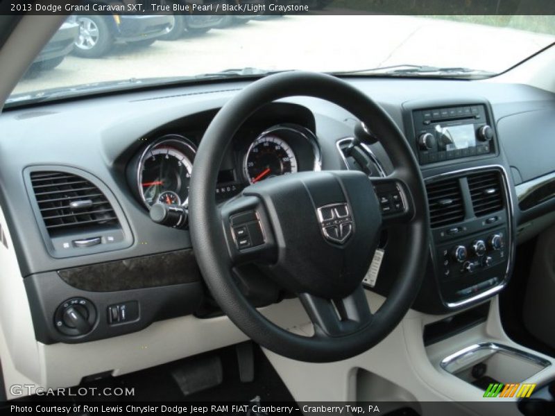 True Blue Pearl / Black/Light Graystone 2013 Dodge Grand Caravan SXT