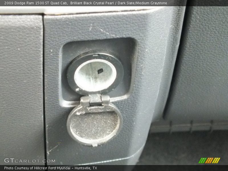 Brilliant Black Crystal Pearl / Dark Slate/Medium Graystone 2009 Dodge Ram 1500 ST Quad Cab