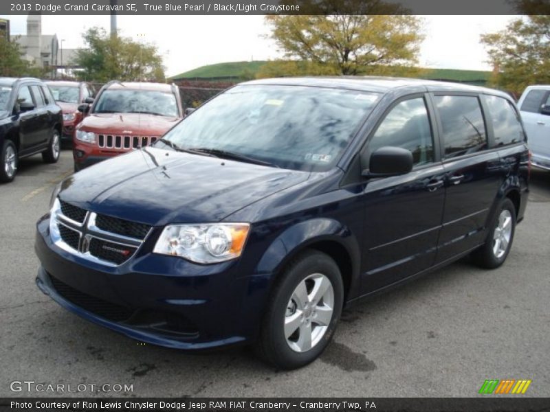 True Blue Pearl / Black/Light Graystone 2013 Dodge Grand Caravan SE