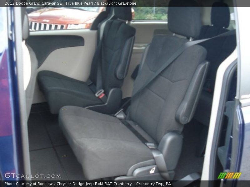 True Blue Pearl / Black/Light Graystone 2013 Dodge Grand Caravan SE