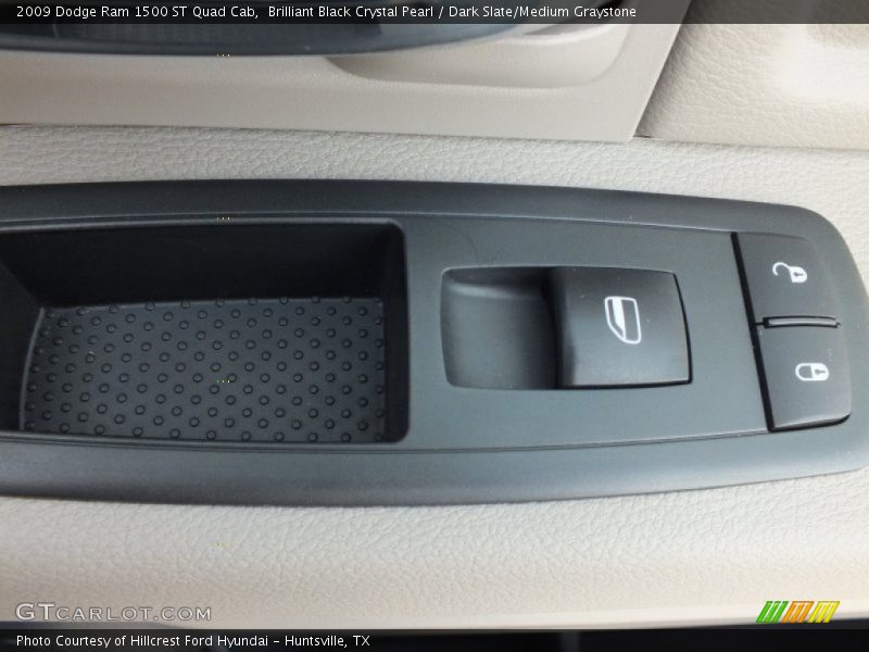 Brilliant Black Crystal Pearl / Dark Slate/Medium Graystone 2009 Dodge Ram 1500 ST Quad Cab