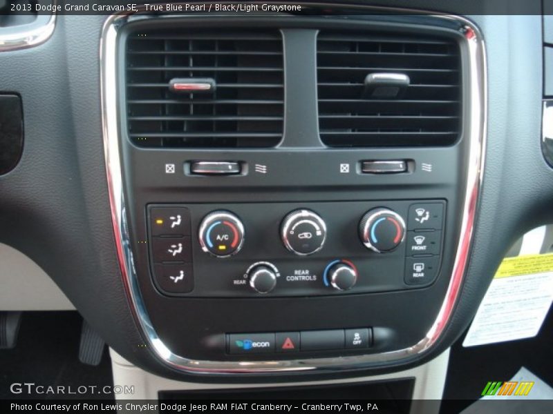 True Blue Pearl / Black/Light Graystone 2013 Dodge Grand Caravan SE