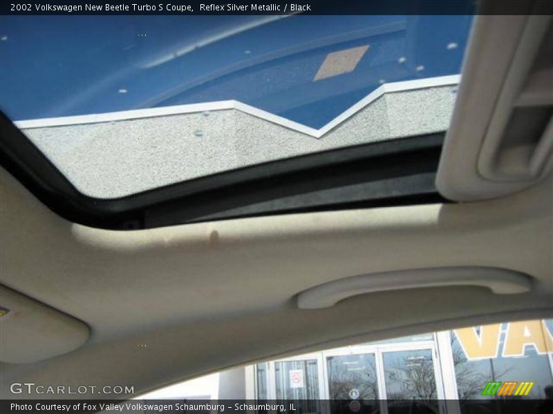 Reflex Silver Metallic / Black 2002 Volkswagen New Beetle Turbo S Coupe