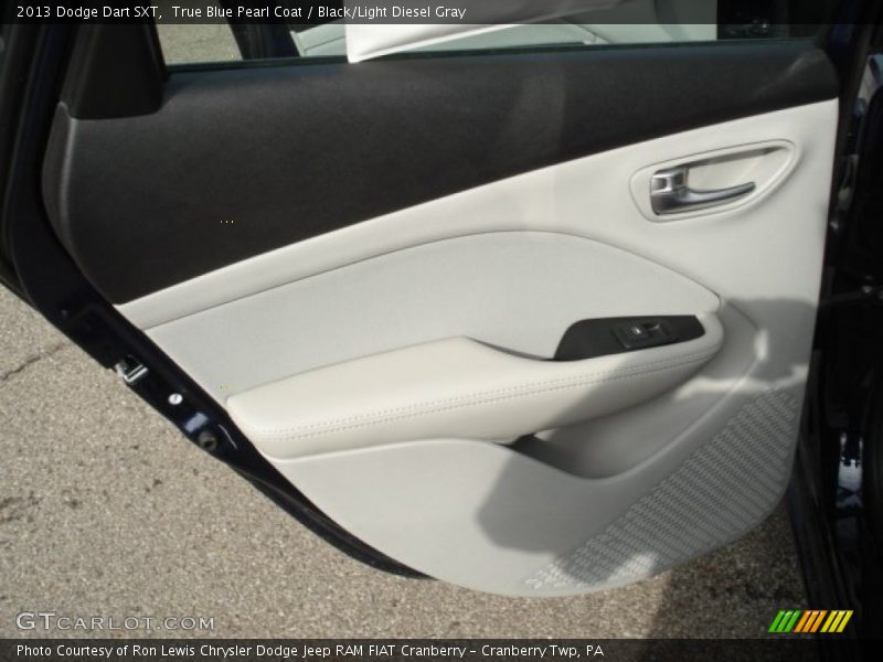 True Blue Pearl Coat / Black/Light Diesel Gray 2013 Dodge Dart SXT