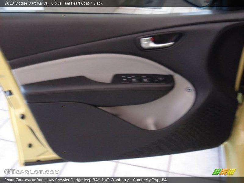Citrus Peel Pearl Coat / Black 2013 Dodge Dart Rallye