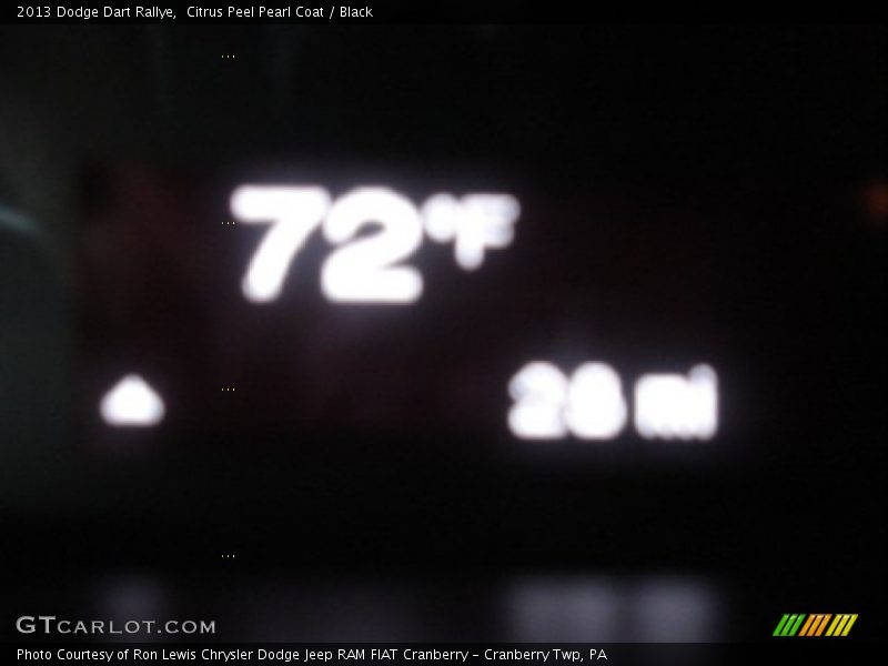 Citrus Peel Pearl Coat / Black 2013 Dodge Dart Rallye