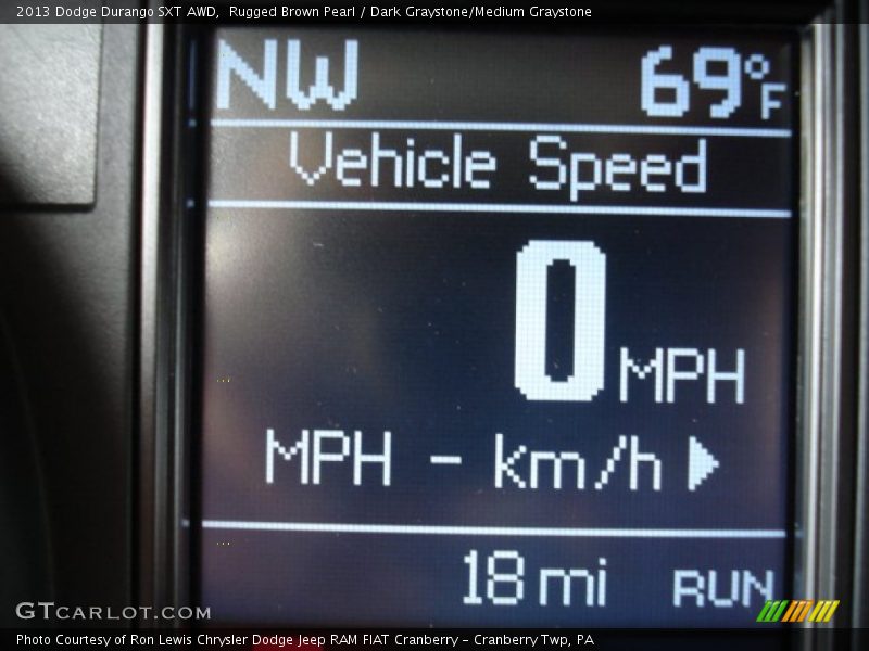 Rugged Brown Pearl / Dark Graystone/Medium Graystone 2013 Dodge Durango SXT AWD