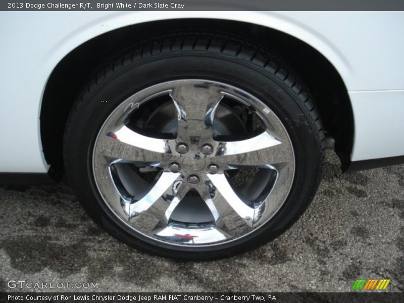 Bright White / Dark Slate Gray 2013 Dodge Challenger R/T