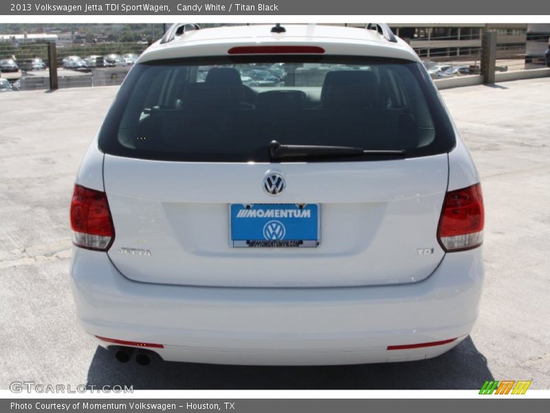 Candy White / Titan Black 2013 Volkswagen Jetta TDI SportWagen