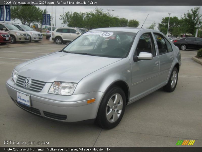 Reflex Silver Metallic / Grey 2005 Volkswagen Jetta GLS Sedan