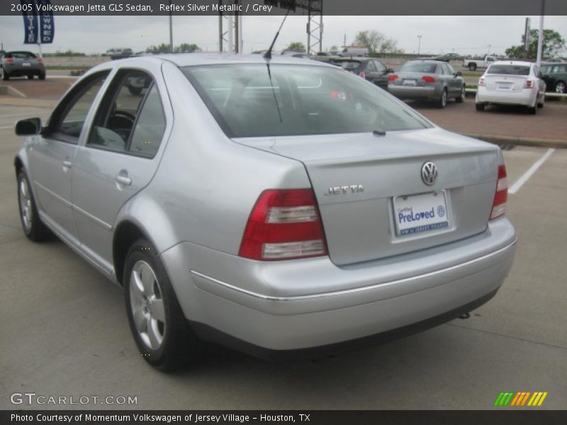 Reflex Silver Metallic / Grey 2005 Volkswagen Jetta GLS Sedan